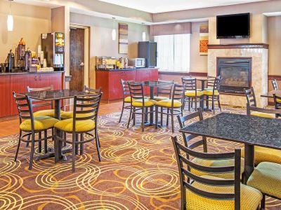 Days Inn By Wyndham Brewerton/ Syracuse Near Oneida Lake Εξωτερικό φωτογραφία