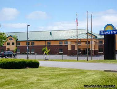 Days Inn By Wyndham Brewerton/ Syracuse Near Oneida Lake Εξωτερικό φωτογραφία