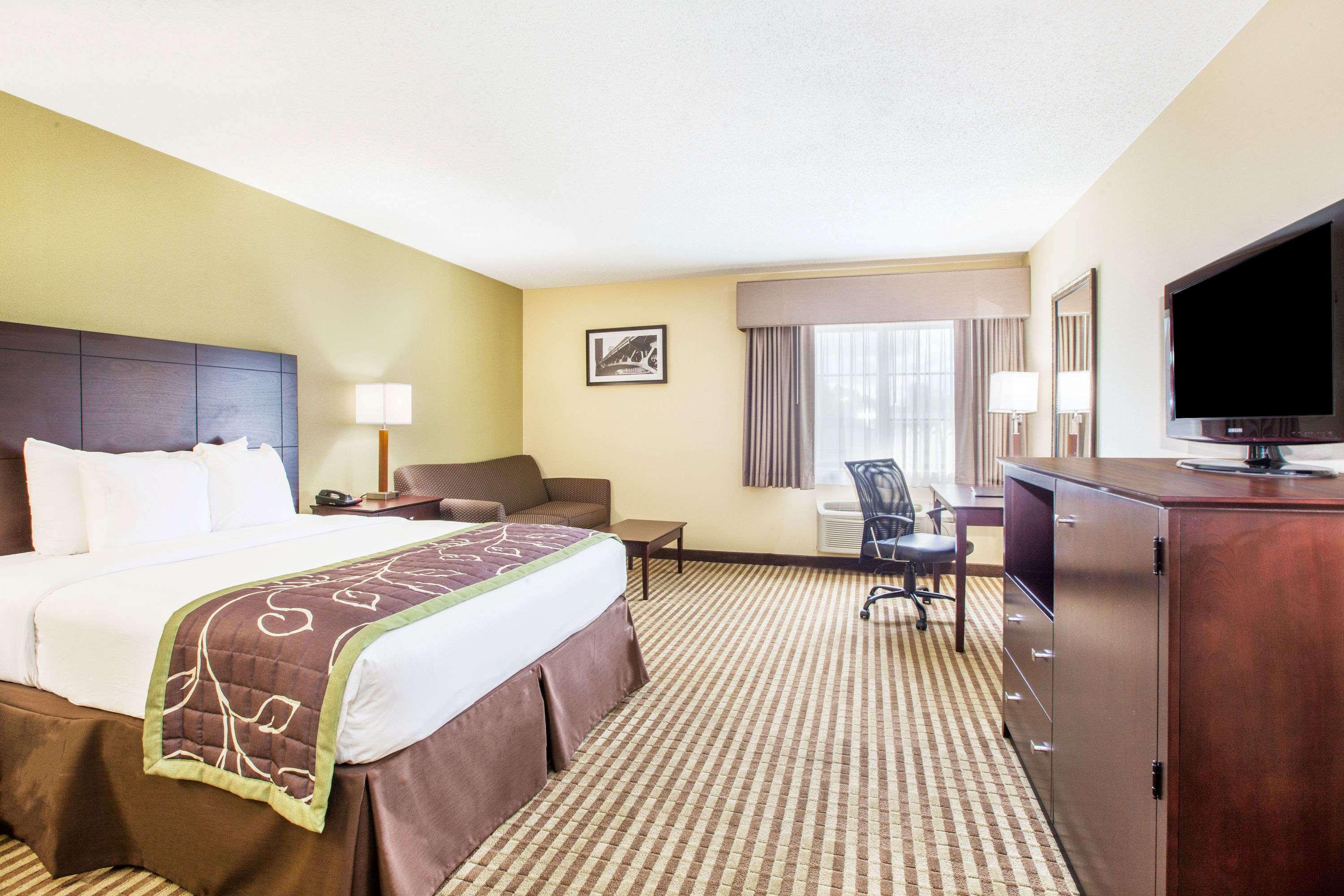 Days Inn By Wyndham Brewerton/ Syracuse Near Oneida Lake Εξωτερικό φωτογραφία