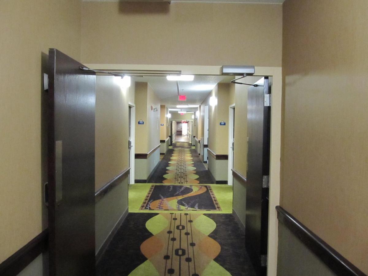 Days Inn By Wyndham Brewerton/ Syracuse Near Oneida Lake Εξωτερικό φωτογραφία